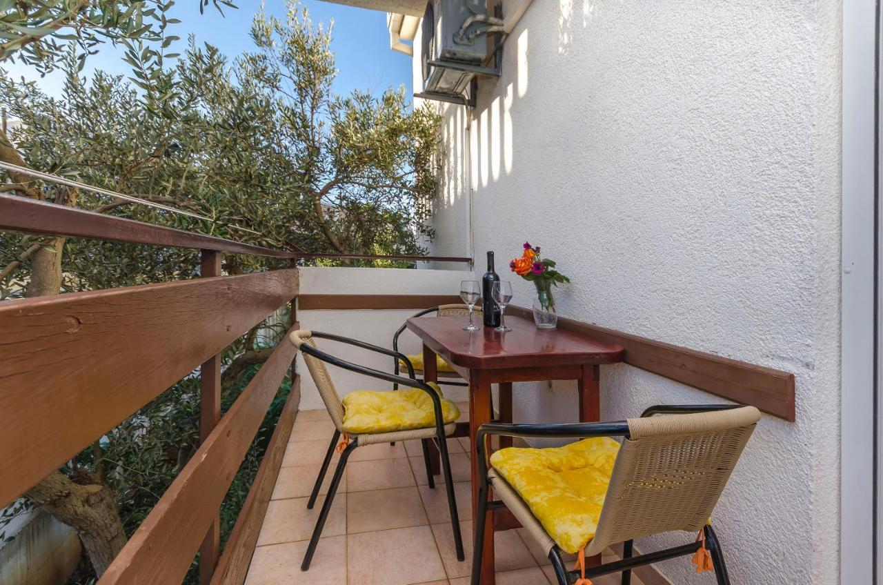 Apartments Tomislav Trogir Exterior photo