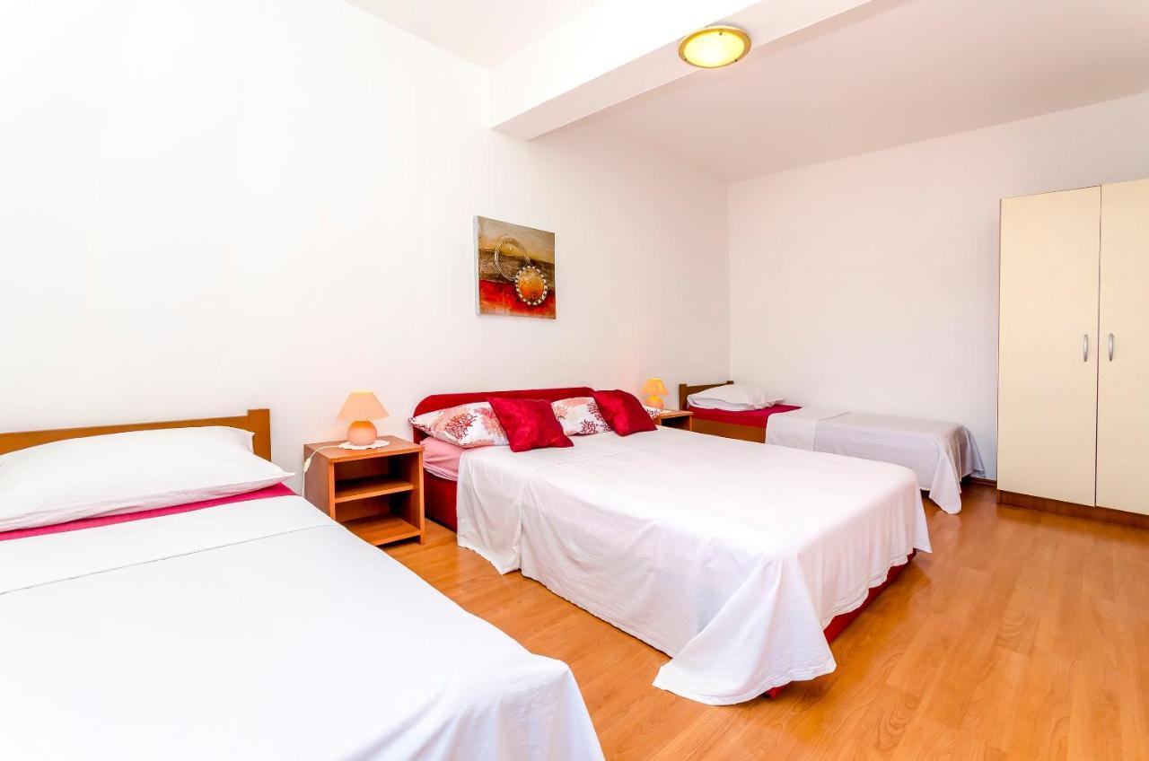 Apartments Tomislav Trogir Exterior photo
