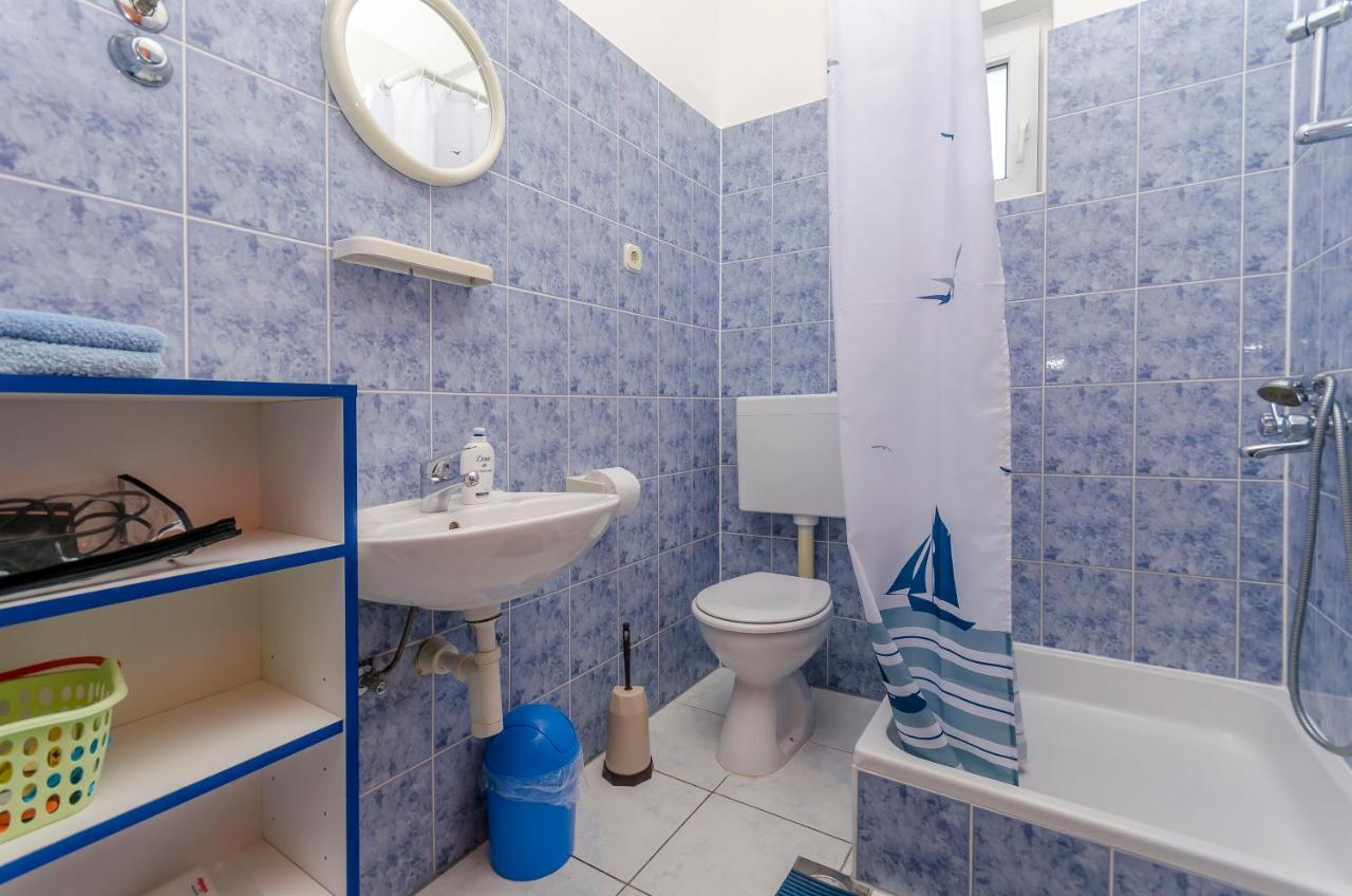 Apartments Tomislav Trogir Exterior photo